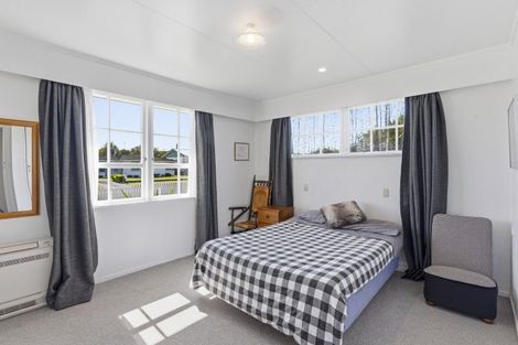 Photo of property in 54 Kennedy Drive, Levin, 5510