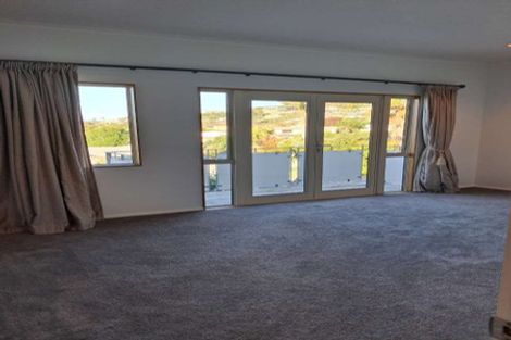 Photo of property in 71 William Bayes Place, Red Beach, 0932
