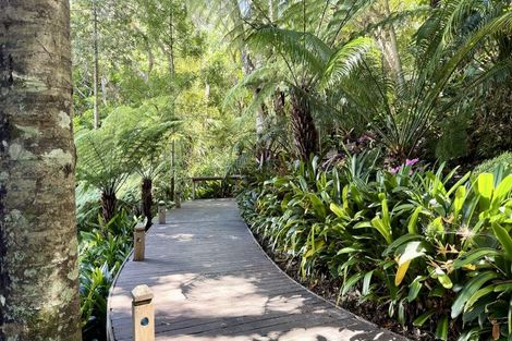 Photo of property in 107 Hadfield Street, Beach Haven, Auckland, 0626