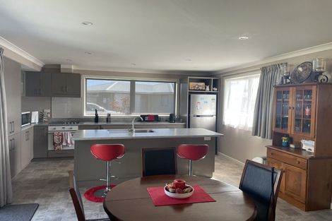 Photo of property in 9 Bridgeman Lane, Mayfair, Hastings, 4122