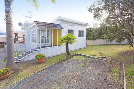 Photo of property in 952a Whangaparaoa Road, Manly, Whangaparaoa, 0930