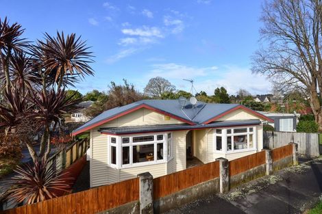 Photo of property in 24 Te Aroha Street, Hamilton East, Hamilton, 3216