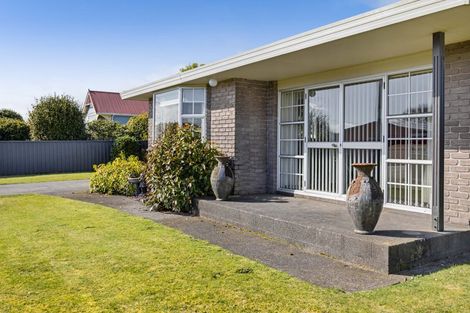 Photo of property in 5 Flint Road West, Stratford, 4332