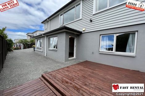 Photo of property in 52 Corricvale Way, Northcross, Auckland, 0630