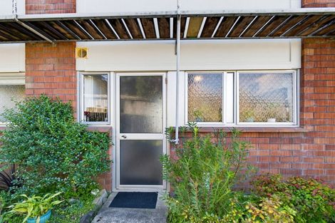 Photo of property in 3/16 Willerton Avenue, New Lynn, Auckland, 0600