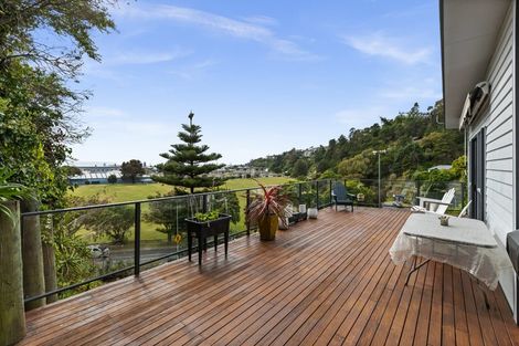 Photo of property in 17 Hospital Lane, Hospital Hill, Napier, 4110