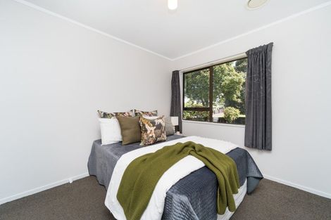 Photo of property in 60 Hillcrest Drive, Kelvin Grove, Palmerston North, 4414