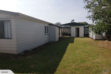 Photo of property in 23 Orere Point Road, Orere Point, Papakura, 2585