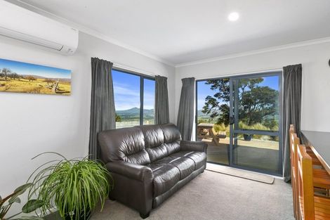 Photo of property in 160 Mann Road, Woodside, Outram, 9073