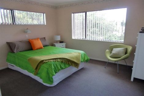 Photo of property in 7 Larsen Place, Merrilands, New Plymouth, 4312