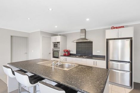 Photo of property in 10 Alderwick Place, Rototuna North, Hamilton, 3210