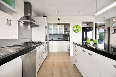 Photo of property in 66 Rototuna Road, Rototuna, Hamilton, 3210