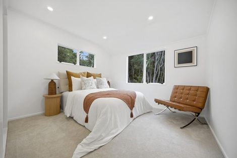 Photo of property in 2/26 Anne Mclean Drive, Bayview, Auckland, 0629