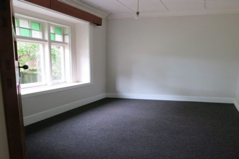 Photo of property in 8 Union Street, Hokowhitu, Palmerston North, 4410