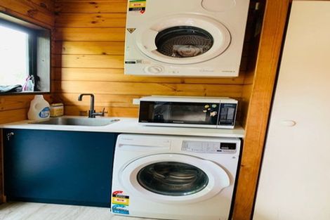 Photo of property in 2/72 Aeroview Drive, Beach Haven, Auckland, 0626