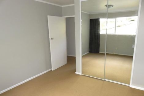Photo of property in 15 Goddard Grove, Churton Park, Wellington, 6037