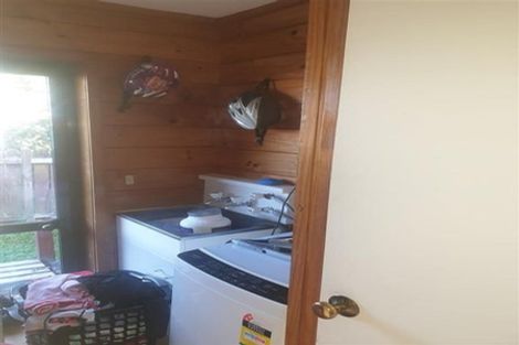 Photo of property in 313a Pakuranga Road, Pakuranga Heights, Auckland, 2010