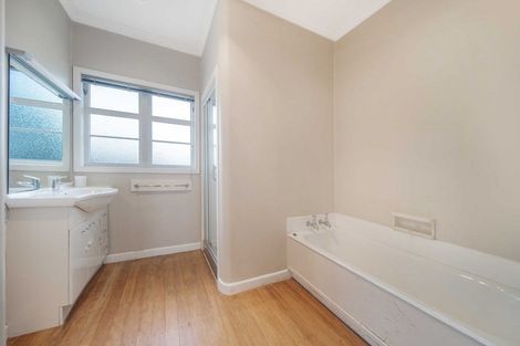 Photo of property in 5a View Road, Papakura, 2110