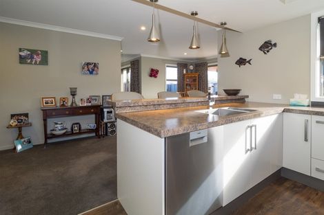 Photo of property in 17 Whiteoak Grove, Tinwald, Ashburton, 7700