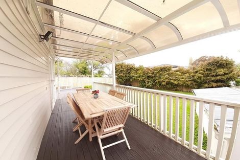 Photo of property in 14 Oriana Avenue, Lynfield, Auckland, 1042