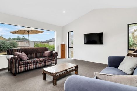 Photo of property in 16 Conniston Way, Pyes Pa, Tauranga, 3112