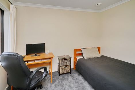 Photo of property in 8 Haydon Place, Amberley, 7410