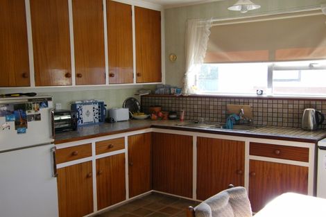 Photo of property in 100 Kainga Road, Kainga, Christchurch, 8083