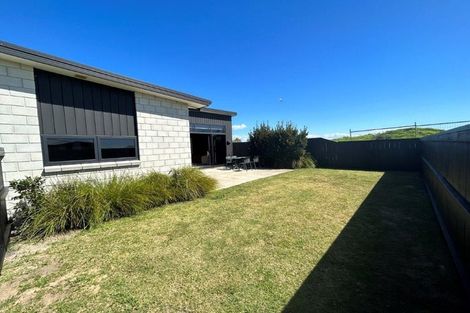 Photo of property in 2 Franks Way, Papamoa Beach, Papamoa, 3118
