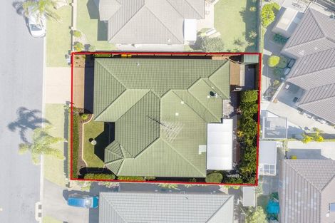 Photo of property in 18 Dan Tori Place, Orewa, 0931