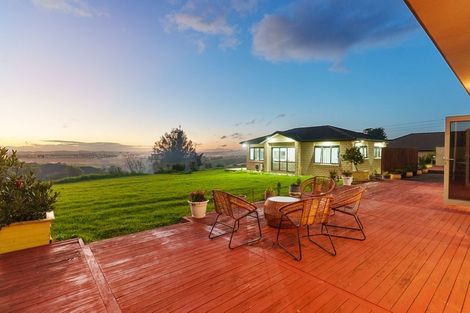 Photo of property in 520 Redoubt Road, Flat Bush, Auckland, 2019