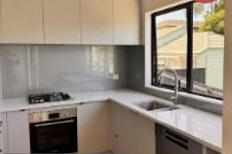 Photo of property in 24e Gladys Avenue, Glenfield, Auckland, 0629