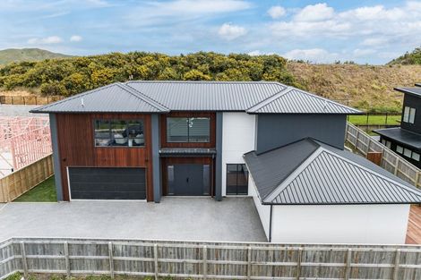 Photo of property in 50 Schooner Drive, Whitby, Porirua, 5024