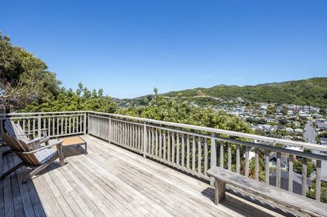 Photo of property in 47 Melbourne Road, Island Bay, Wellington, 6023