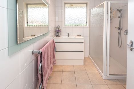 Photo of property in 25 Alexandra Street, Marton, 4710