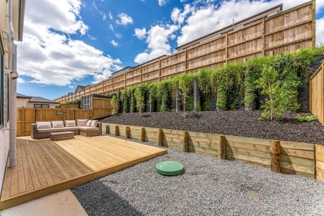 Photo of property in 28 Matahae Drive, Flat Bush, Auckland, 2019