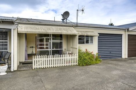 Photo of property in 2/11 Hereford Place, Tamatea, Napier, 4112