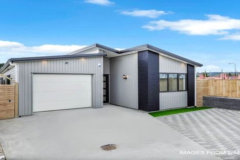Photo of property in 6 Selwyn Downs Lane, Opaheke, Papakura, 2113