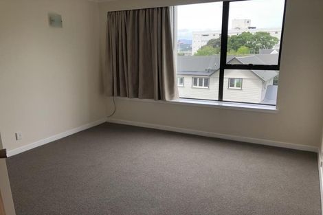Photo of property in Hobson Court Flats, 28/70 Hobson Street, Thorndon, Wellington, 6011
