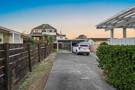 Photo of property in 1/360 Bucklands Beach Road, Bucklands Beach, Auckland, 2012