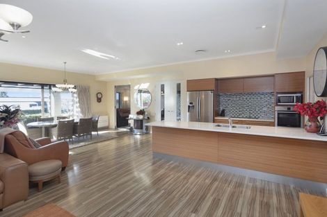 Photo of property in 48 Rotherham Drive, West Melton, 7618