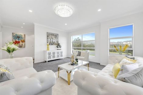 Photo of property in 21 Hughs Way, Flat Bush, Auckland, 2019