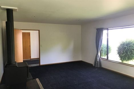 Photo of property in 16 Buckleys Road, Rangiora, 7400