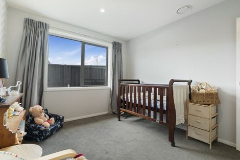 Photo of property in 14 Magnetic Place, Cromwell, 9310