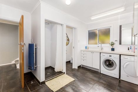 Photo of property in 7 Krishna Way, Khandallah, Wellington, 6035