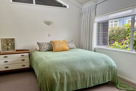 Photo of property in 2/9 Ascot Avenue, Narrow Neck, Auckland, 0624