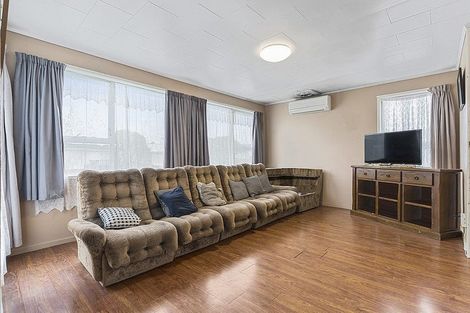 Photo of property in 10 Fellbrook Street, Manurewa, Auckland, 2102