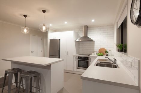 Photo of property in 13 Aratapu Street, Waitara, 4320