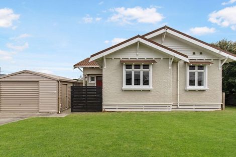 Photo of property in 1a Aotea Street, Castlecliff, Whanganui, 4501