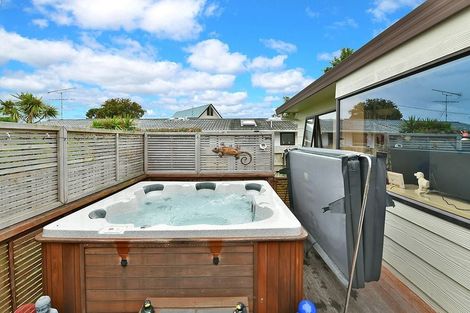 Photo of property in 5b Melanie Place, Orewa, 0931
