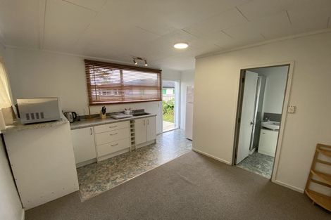 Photo of property in 38d Hetherington Road, Ranui, Auckland, 0612